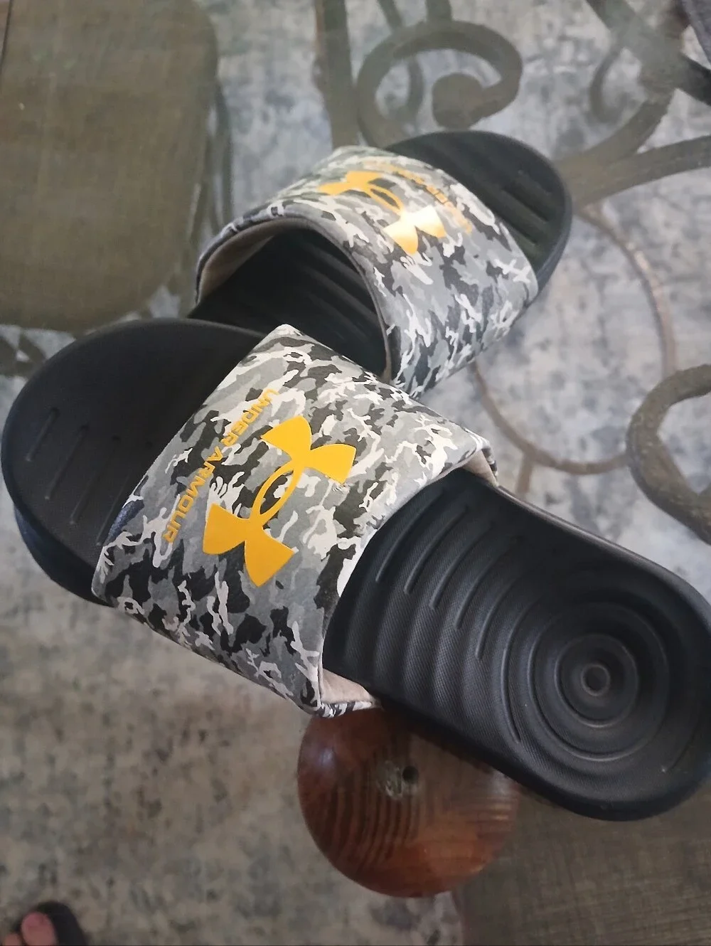 Under Armour Men’s Black and Gray Camo Slides with Yellow Logo-size 3y